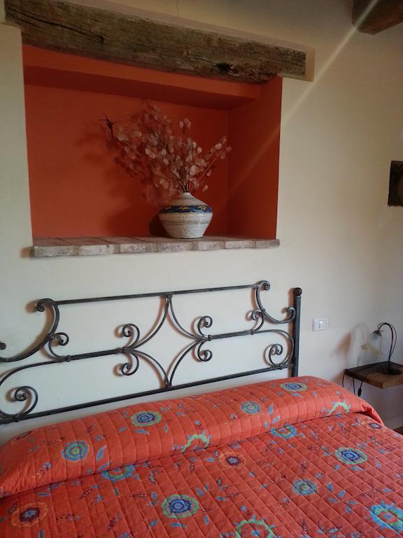 Bed and Breakfast Girfalco Country House à Urbino Extérieur photo
