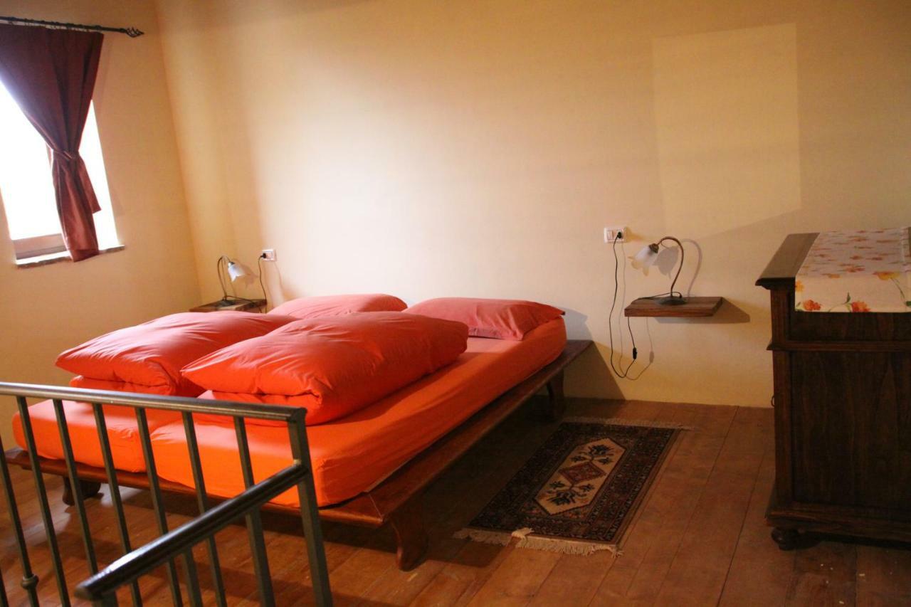 Bed and Breakfast Girfalco Country House à Urbino Extérieur photo